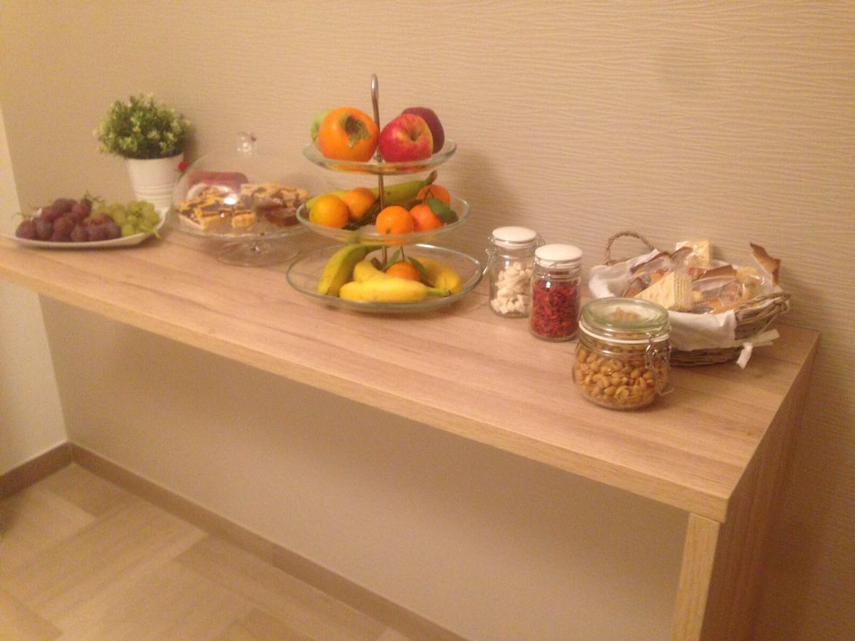 Casa Grace 2 Bed and Breakfast Bari Exteriör bild