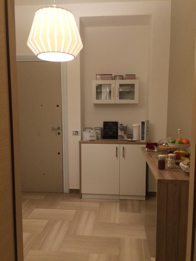 Casa Grace 2 Bed and Breakfast Bari Exteriör bild