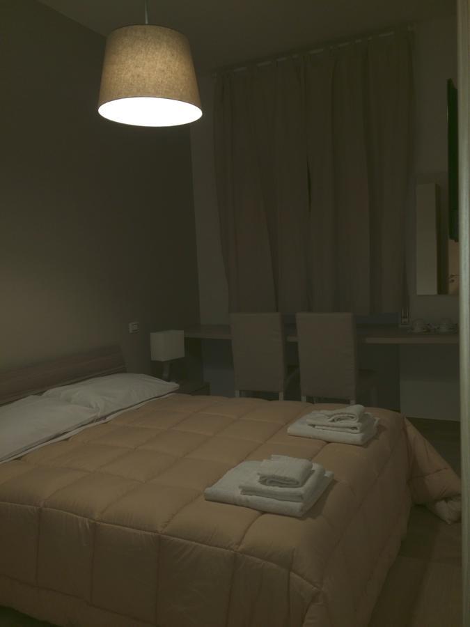 Casa Grace 2 Bed and Breakfast Bari Exteriör bild